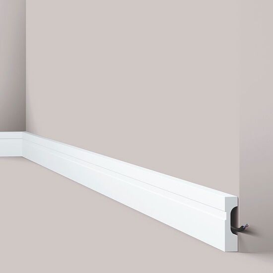 nmc FD7 WALLSTYL Sockelprofile - 2000 x 70 x 18 mm  (VE = 42m)